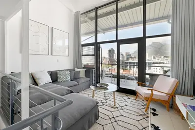 Image de Two Bed | Table Mountain Views | Central