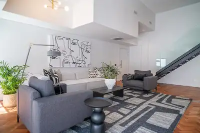 Image de Two Bed | Designer luxury | Central De Waterkant