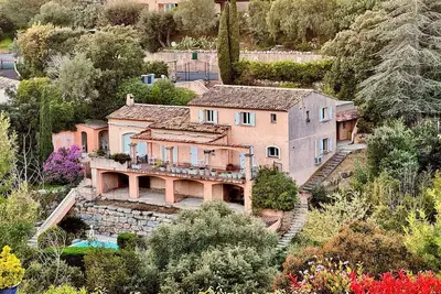 Image de Villa Bord De Mer Avec Piscine- Parfaite Pour Famille & Amis