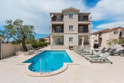 Image de Villa Nina Apartments Two-room apartment with shared terrace and sea view 2+2 for 4 people