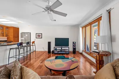 Image de Brazilian Style Getaway, 2 Minutes to Beach