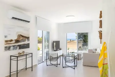 Image de Seaside Sunrise - 1 min walk to Green Bay