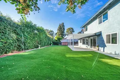 Image de @ Marbella Lane – Modern Home w/ Private Backyard