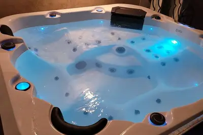 Image de Échappée verte et jacuzzi proche de Paris, pour moment en famille ou en amoureux