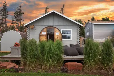 Image de Reunion Cottages, 5 minutes walking to beach entrance & Stanhope Golf Course.