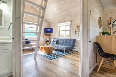 Image de Reunion Cottages, 5 minutes walking to beach entrance & Stanhope Golf Course.