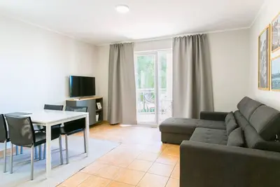 Image de Wohnung \"Pinia 1\" mit Balkon by Interhome