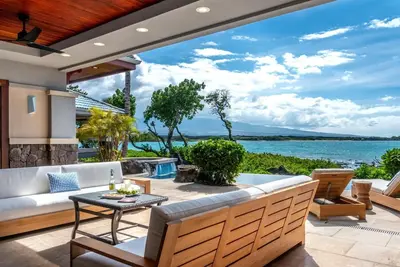 Image de New! Luxury Oceanfront 4-Bedroom Villa with Movie Theater, Private Pool, Hot Tub, and Free Car with 6+ Nights! Hale Nani at Kolea Kai by Kbm Resorts