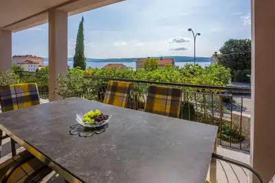 Image de Wohnung im Erdgeschoss mit Terrasse by Interhome