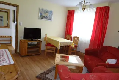 Image de Haus Holzheimer mit Blick auf die Rhön by Interhome