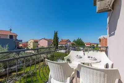 Morena 1 by Interhome