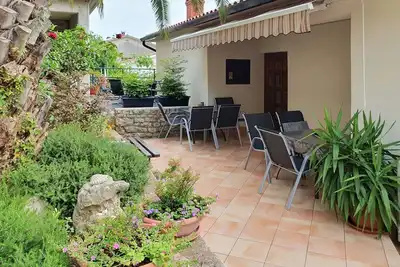 Image de \"Adria Parkside\" mit Terrasse by Interhome