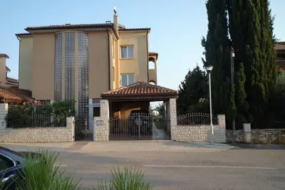 Apartments Grgic by Interhome