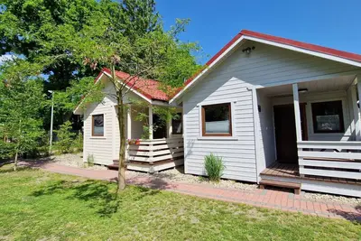 Image de mit privater Terrasse by Interhome