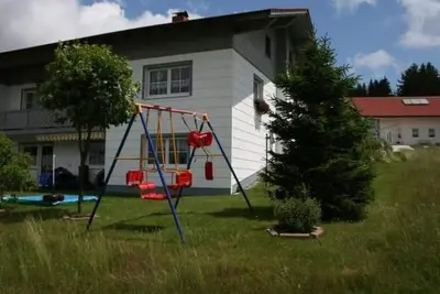 Image de in Ludwigsreut mit Grill und Garten by Interhome