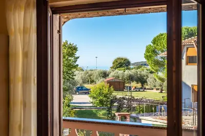 Image de Wohnung in Fažana mit Grill, Garten und Terrasse by Interhome