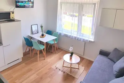 Image de Familienfreundliche Wohnung im schönen Reisenberg by Interhome