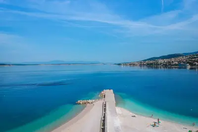 Image de Wohnung für 6 Personen mit Terrasse und Meerblick by Interhome