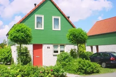 Image de Gemütliches Haus mit komplett umzäuntem Garten by Interhome