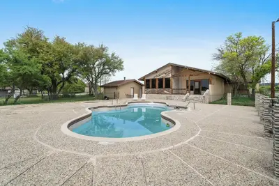 Image de Budget-Friendly Pet-Friendly Lodge Near I-10 – Clean & Convenient Stay