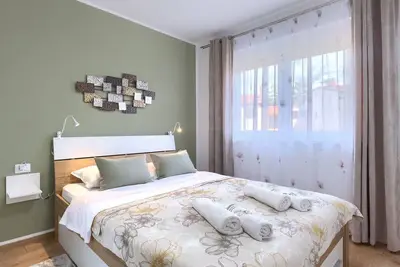 Image de Appartement Bojana by Interhome