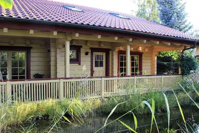 Image de Gemütliches Blockhaus in Waldrandlage mit Sauna by Interhome