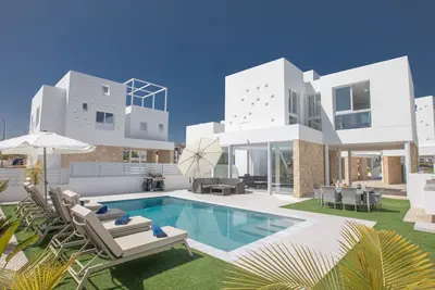Image de Haus in Protaras mit privatem Garten by Interhome