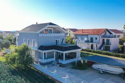 Image de Apartment Sukosan by Interhome