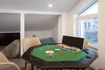 Image de Luxuriöse Villa Elais für 10 Personen by Interhome