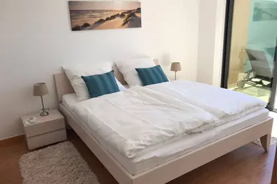 Image de in Sesimbra mit Grill, Terrasse und Garten by Interhome