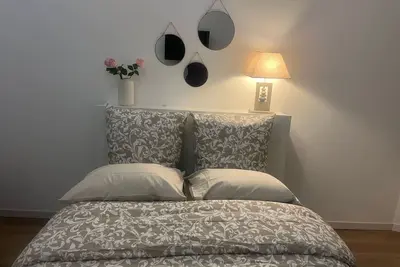 Image de Oberseite der Villa Les Tilleuls by Interhome