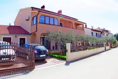 Image de in Pula mit Grill, Garten und Terrasse by Interhome