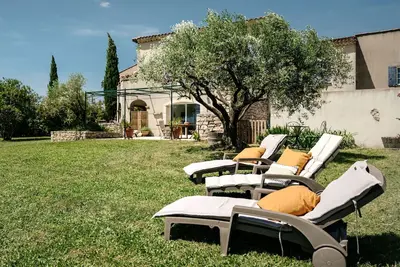 Image de Flucht in die Domäne Givaudan by Interhome