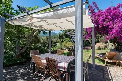 Image de Domaine Punta della Guardia Maison A Figa mit Blick auf das Meer by Interhome