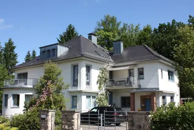 Image de Wohlfühloase für Natur- und Gartenliebhaber by Interhome