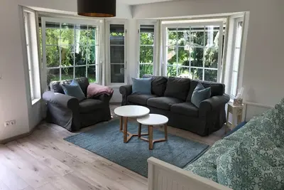 Image de Geräumige Ferienwohnung mit eigener Terrasse by Interhome