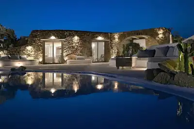 Image de \"Paraga Villa 2\" mit Whirlpool by Interhome