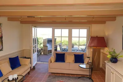 Image de Wohnung in Morsum mit Terrasse by Interhome