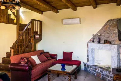 Image de Niriides Villas_Nisso_ 2-Schlafzimmer privater Pool by Interhome
