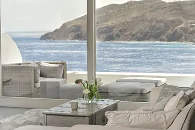 Image de Villa Serene zu Fuß zu 4 Stränden by Interhome