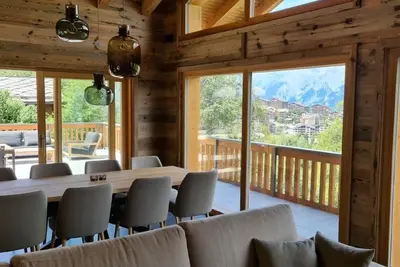 Image de Charming Chalet Doux Douze by Interhome