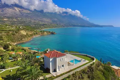 Image de Villa mit Meerblick 2 Schlafzimmer Villa mit Meerblick by Interhome