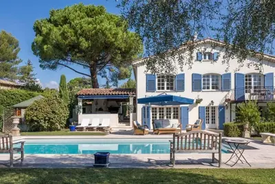 Image de Villa mit privatem Pool und Fitnessraum by Interhome