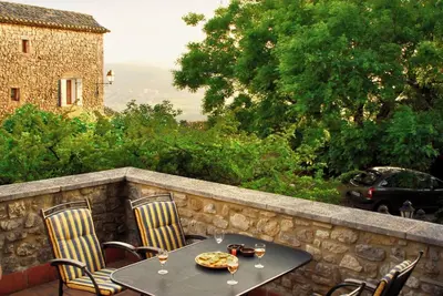 Image de Maisonettewohnung mit Terrasse und Ausblick by Interhome