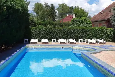 Image de mit gemeinschaftlichem Pool by Interhome