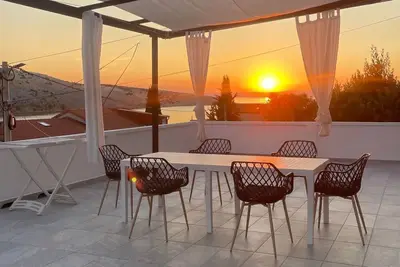 Image de mit Blick auf das Wasser by Interhome