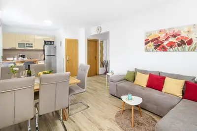 Appartement A4b by Interhome