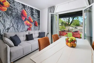 Image de in Zambratija mit eigenem Parkplatz by Interhome