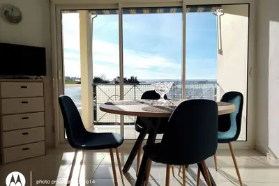 Image de Appartement vue mer avec balcon terrasse, à 100 mètres de la grande plage!