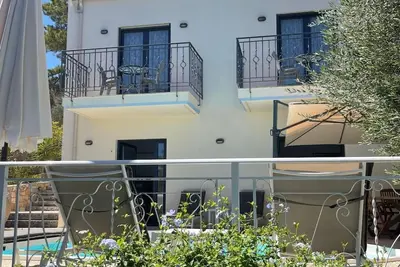 Image de Nefeli Blue Villa in altem Olivenhain, Meerblick by Interhome